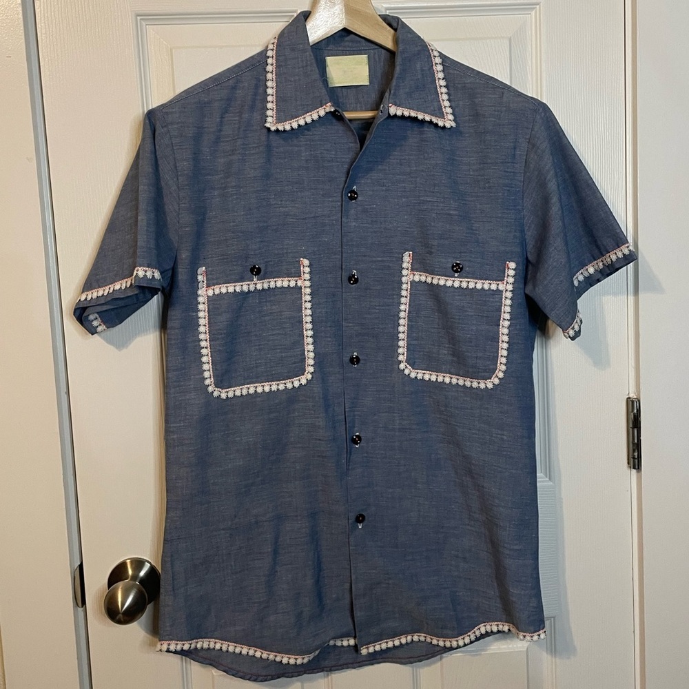VTG blue chambray button down shirt embellished w/ lace & owl appliqué sz XL - Picture 2 of 8